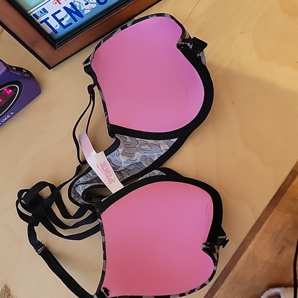 VS PINK pushup racerback bra - Picture 4 of 4